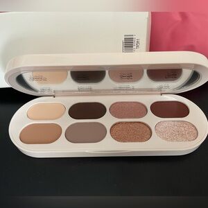 Rare Beauty Eyeshadow Palette